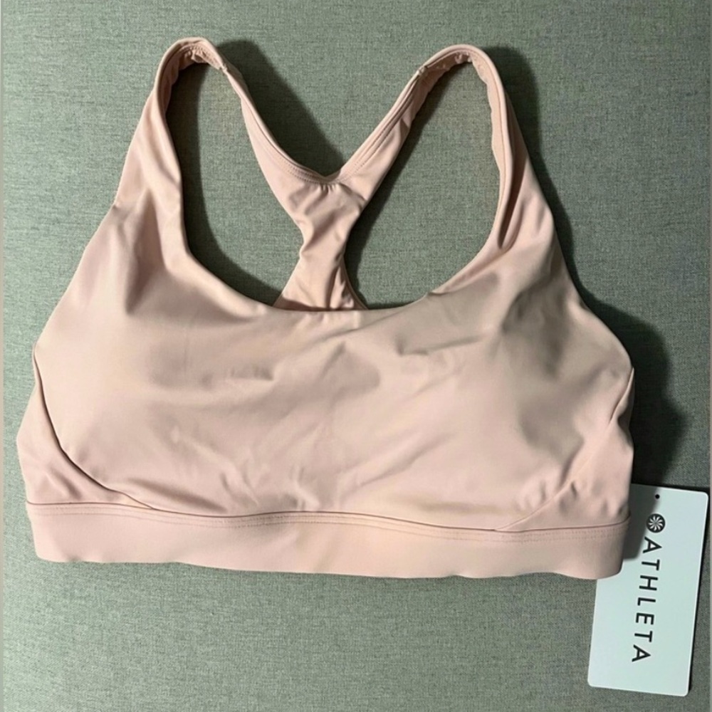 NWOT Athleta Sports Bra Size Medium
